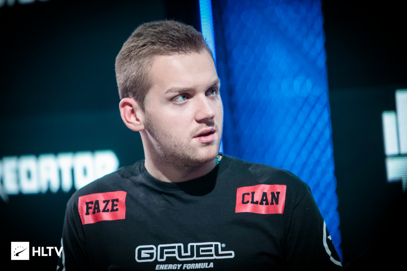 DRX BeYN： ＂比赛结束后，我做了兔耳朵的手势。今天的胜利让我感觉非常棒。＂